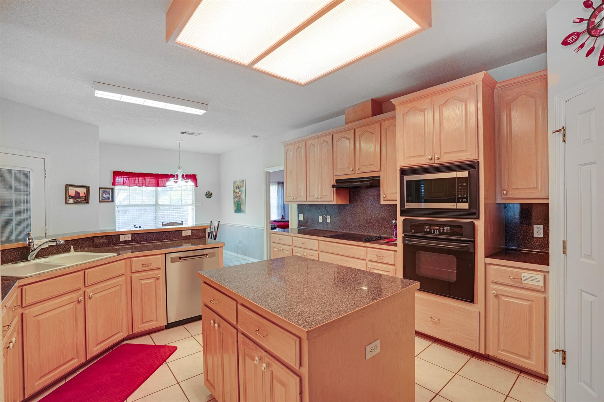 Image 11 of 33 For 2912 Brandy Ln