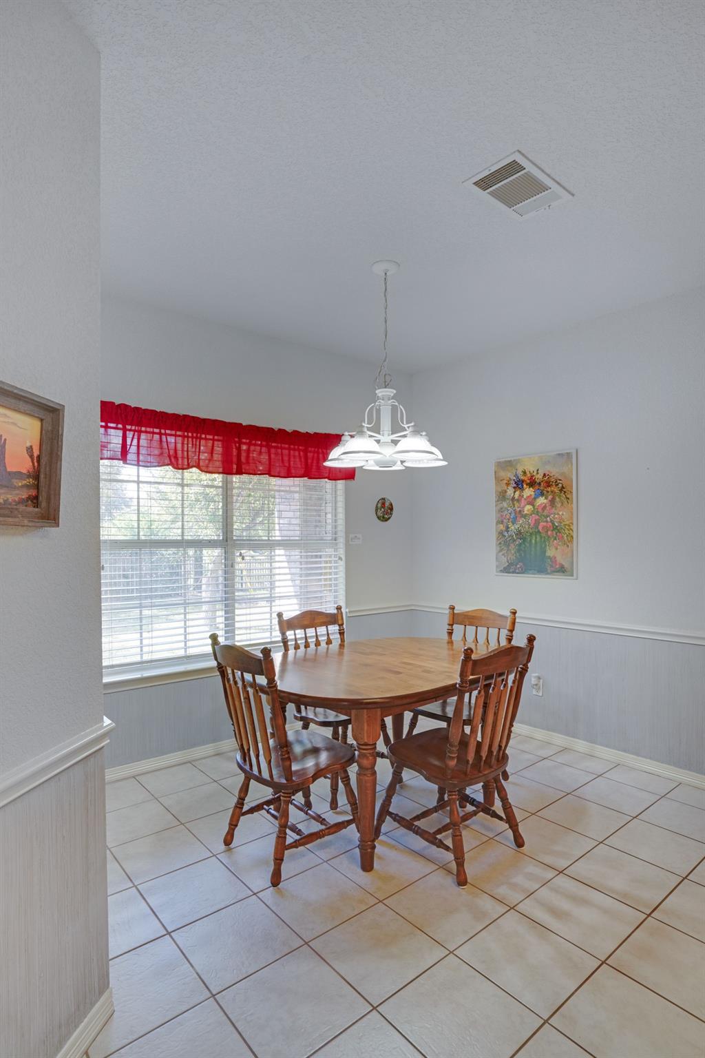 Image 12 of 33 For 2912 Brandy Ln