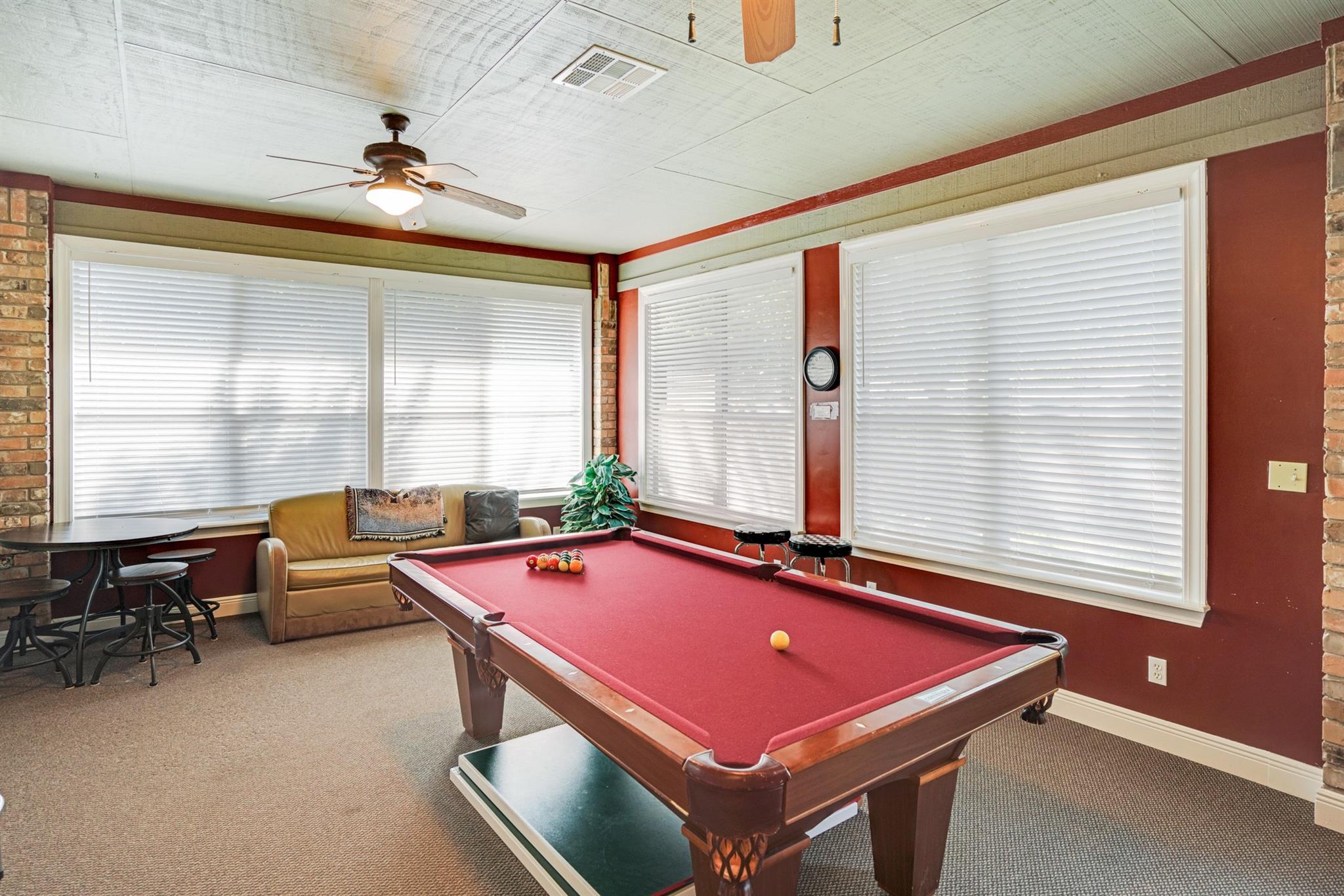 Image 25 of 33 For 2912 Brandy Ln