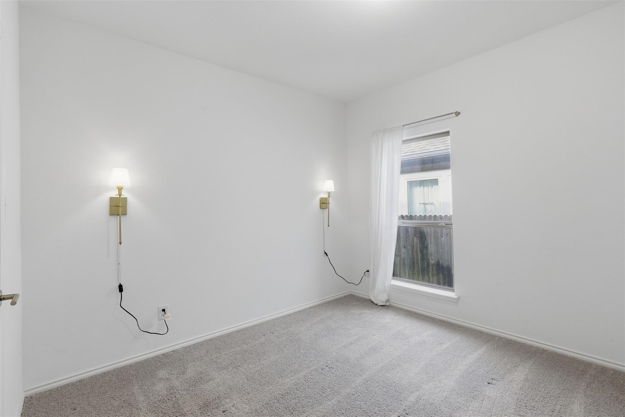 Image 14 of 33 For 655 Arroyo Sierra