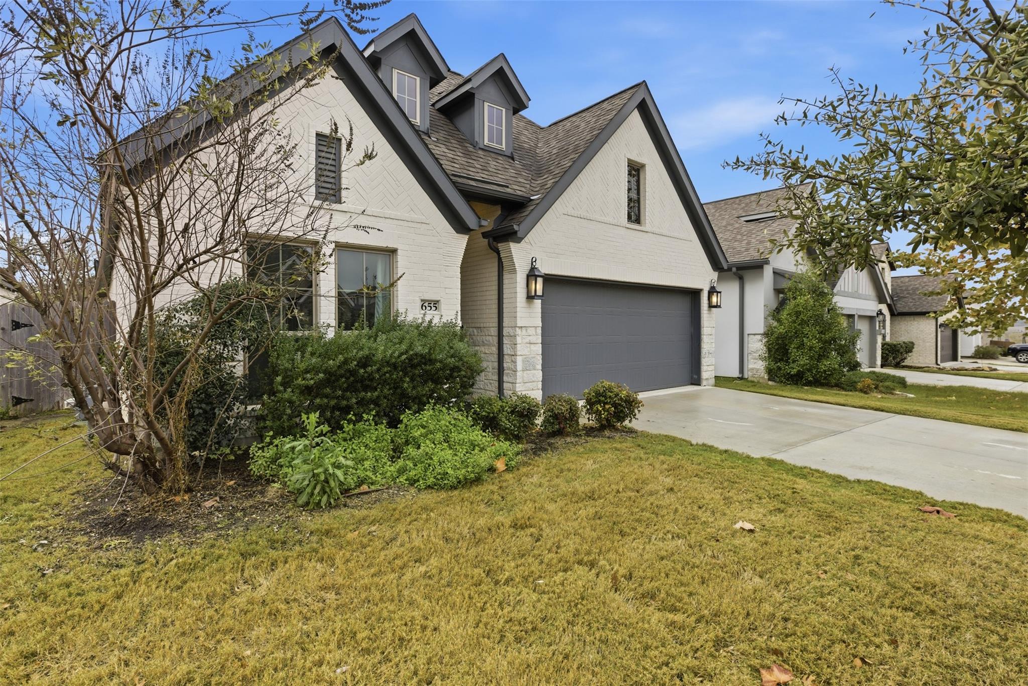 Image 20 of 33 For 655 Arroyo Sierra