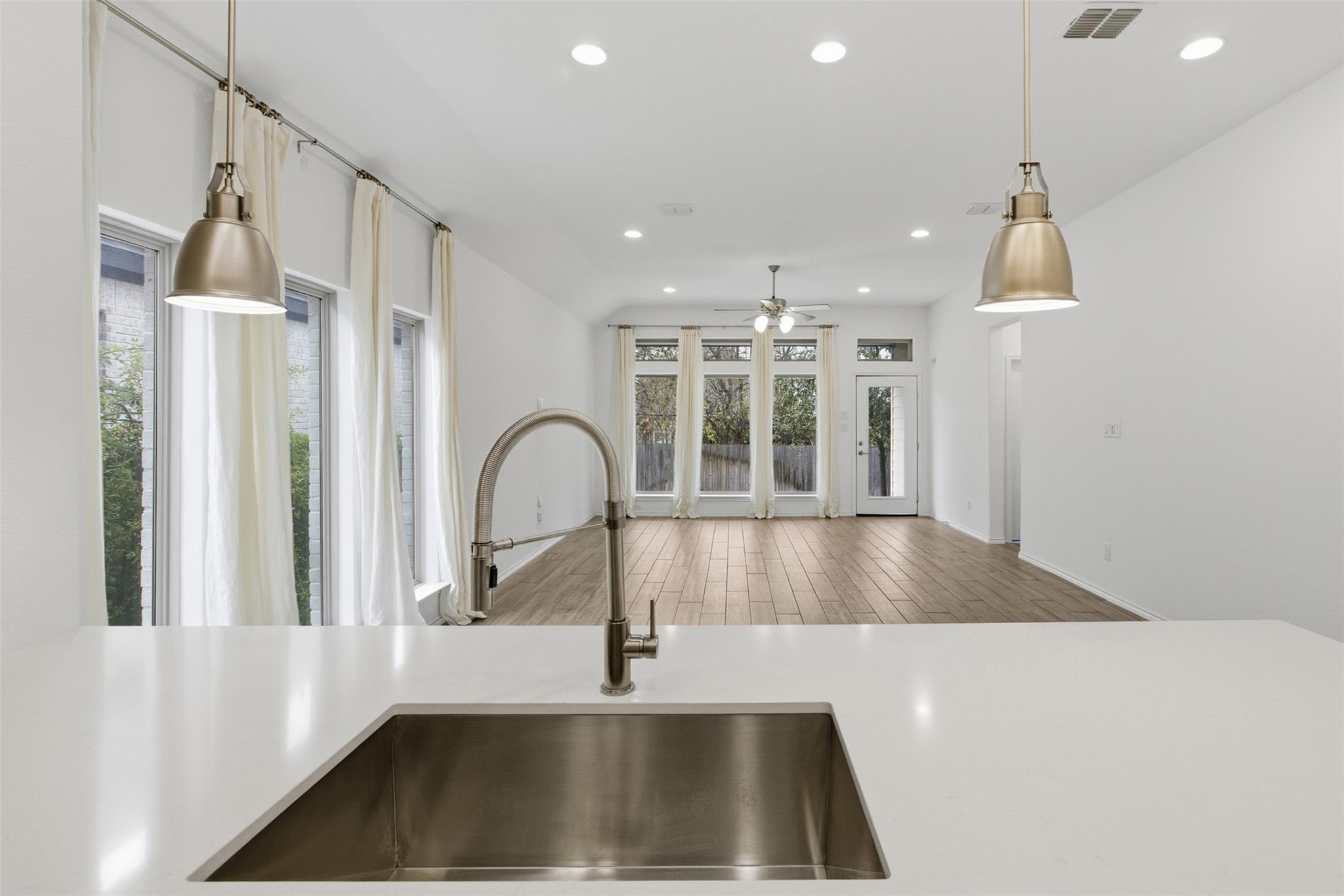 Image 25 of 33 For 655 Arroyo Sierra