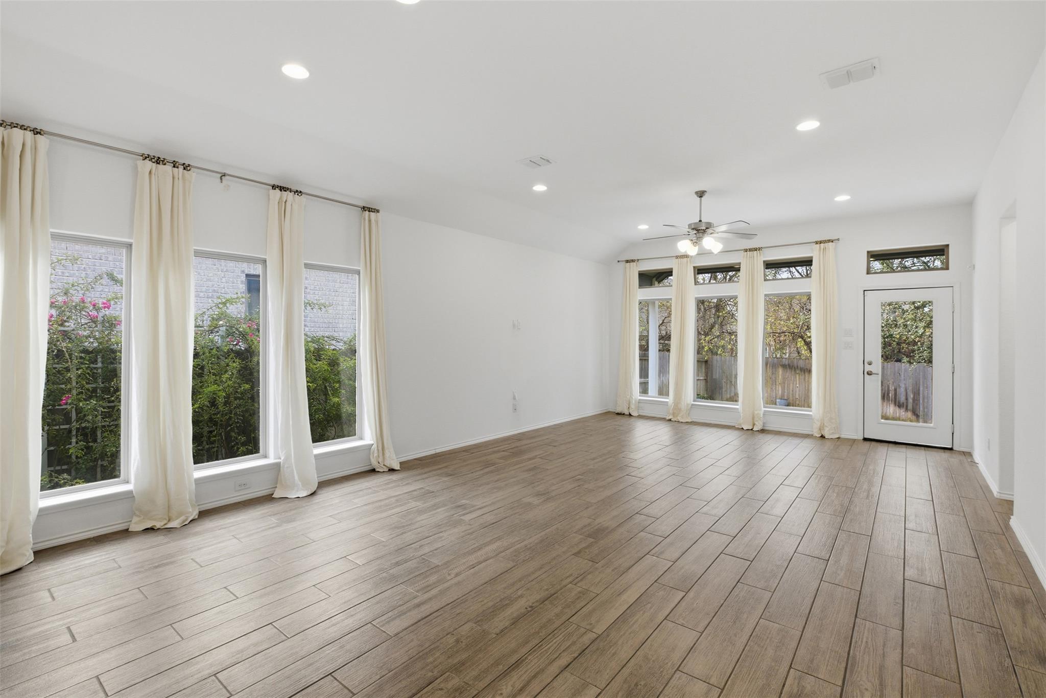 Image 6 of 33 For 655 Arroyo Sierra