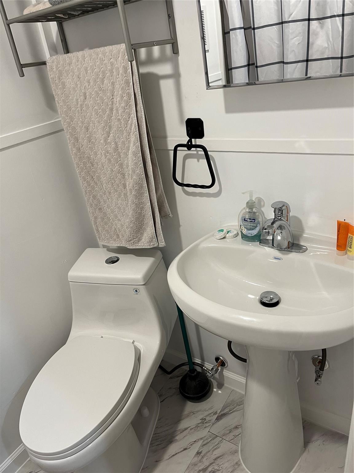 Image 34 of 40 For 740 County Road 334