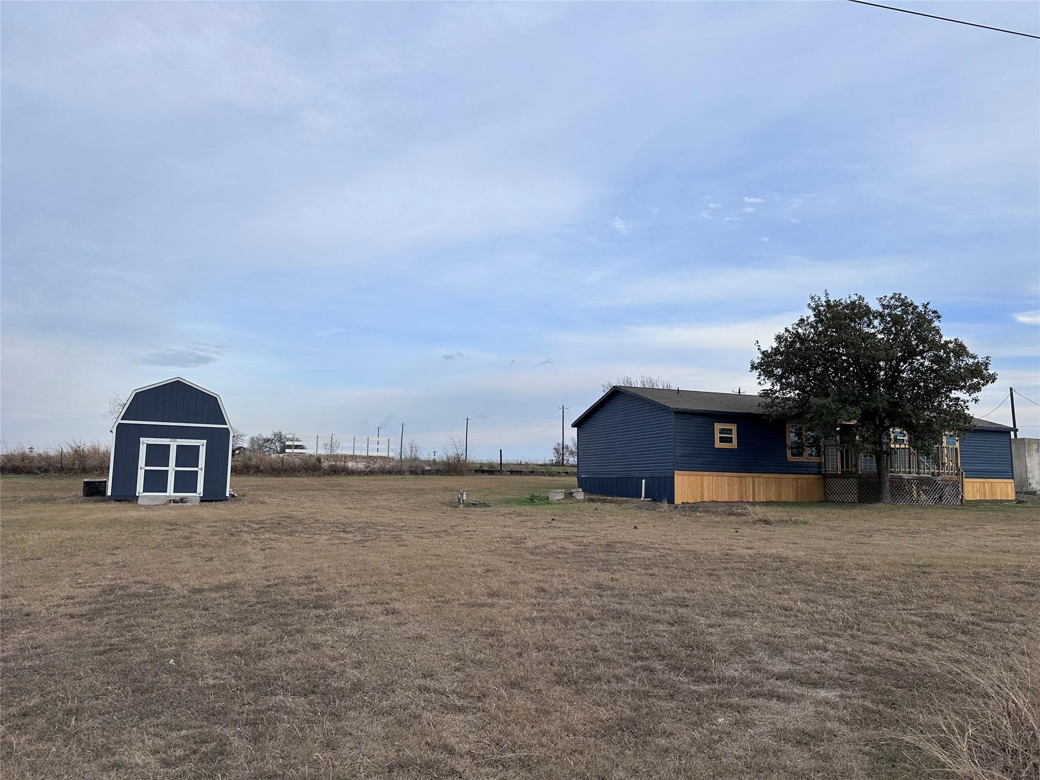 Image 13 of 35 For 1725 Fm 972  