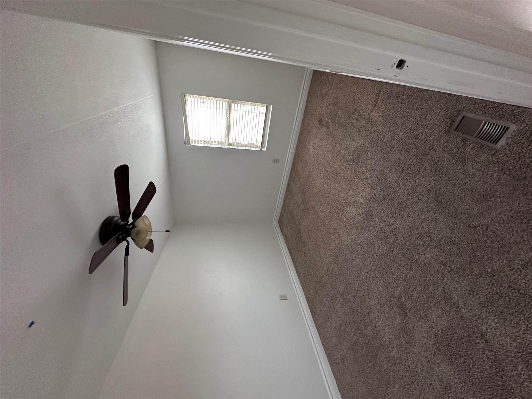 Image 28 of 35 For 1725 Fm 972  