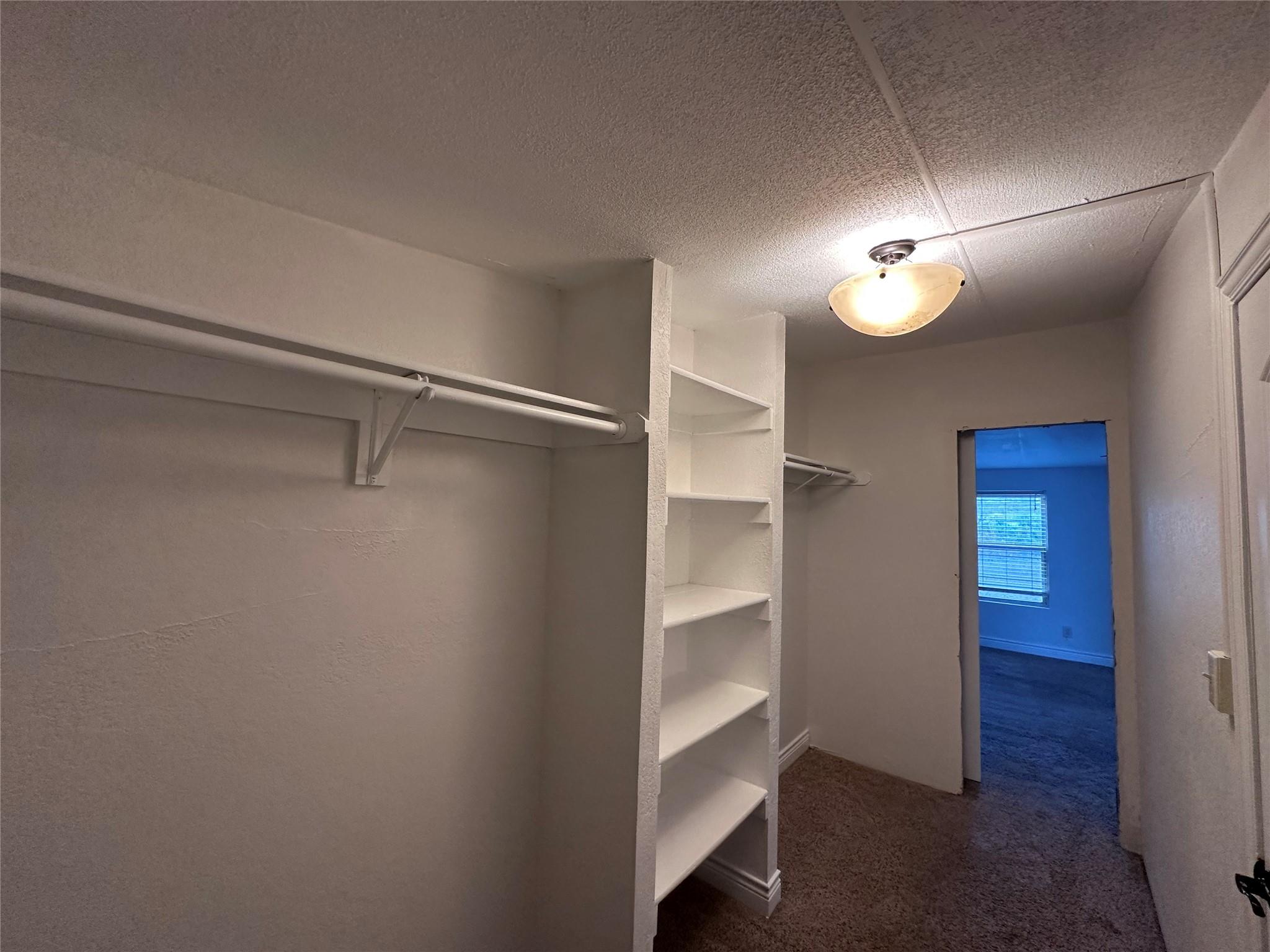 Image 31 of 35 For 1725 Fm 972  