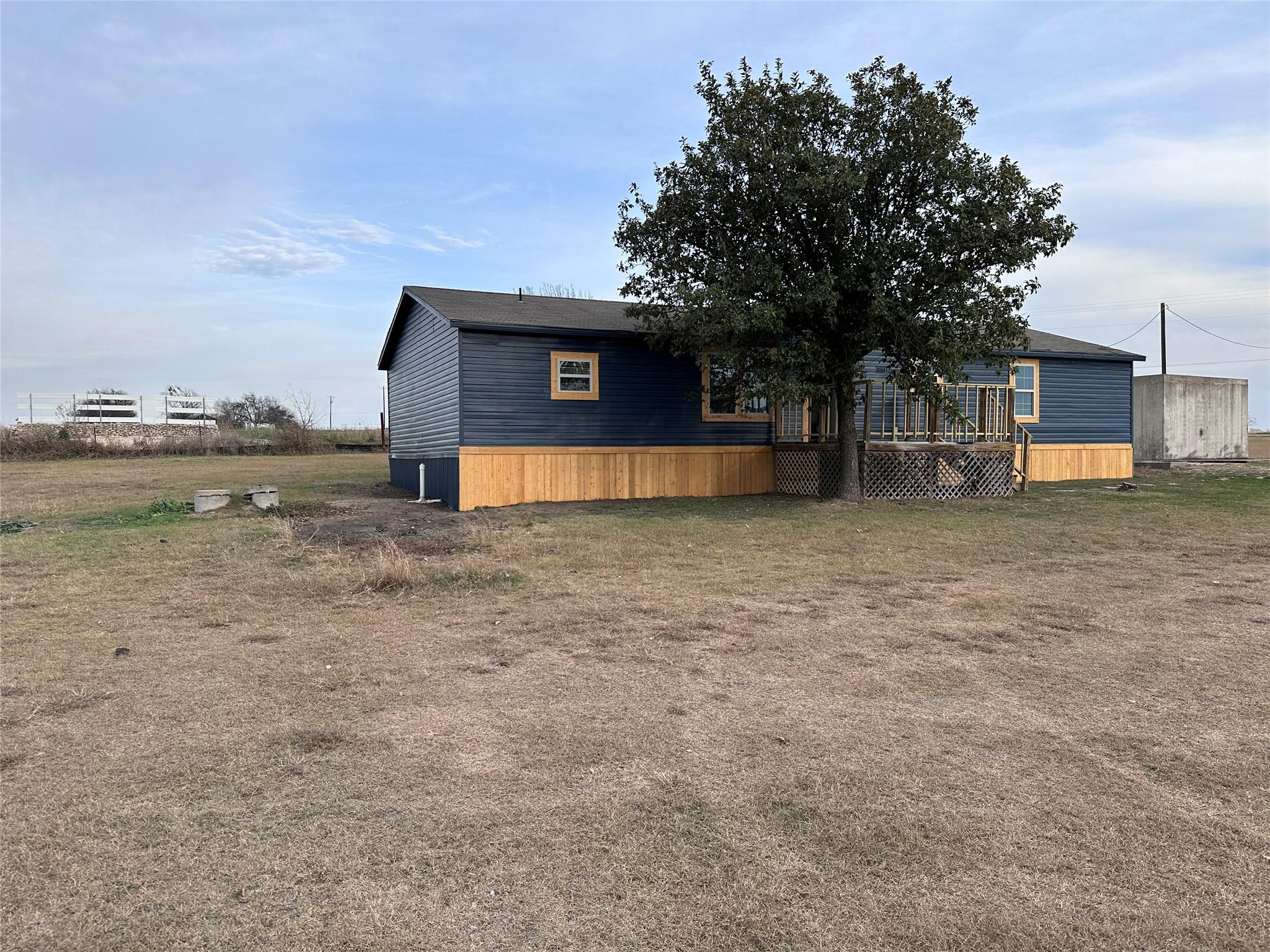 Image 5 of 35 For 1725 Fm 972  