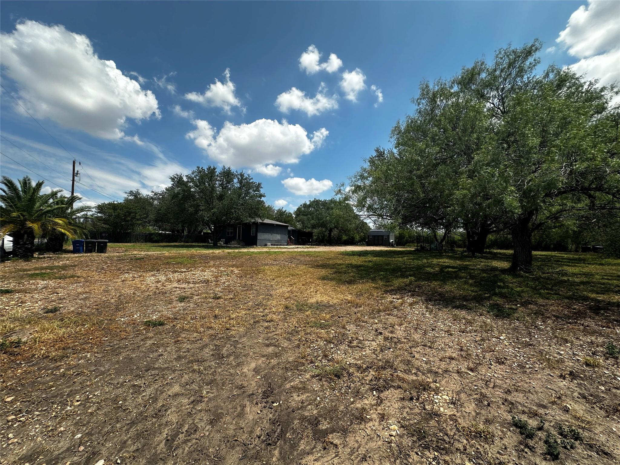 Image 5 of 11 For 7922 Dempsey St