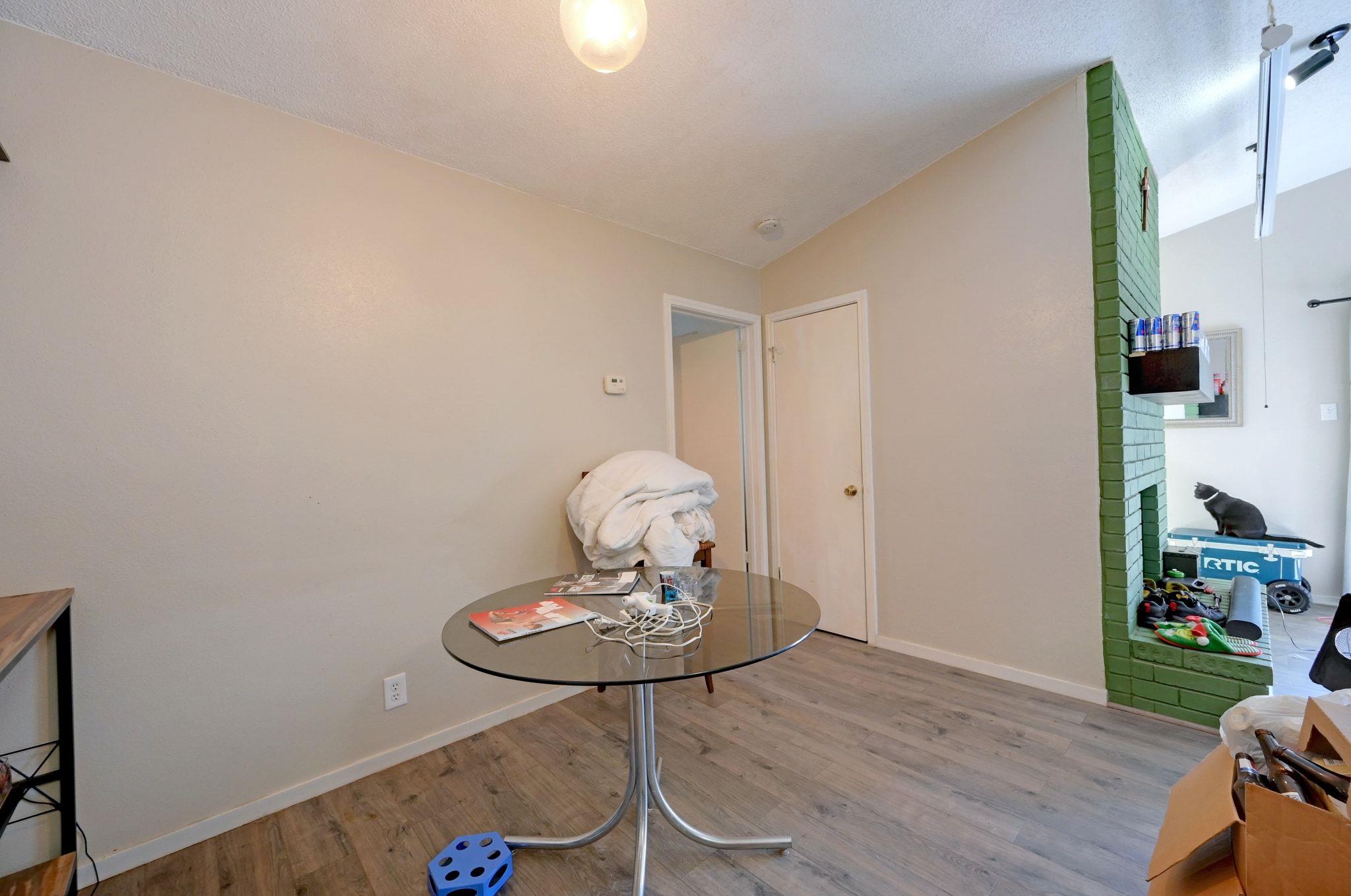 Image 13 of 20 For 6319 & 6321 Worchester Knl