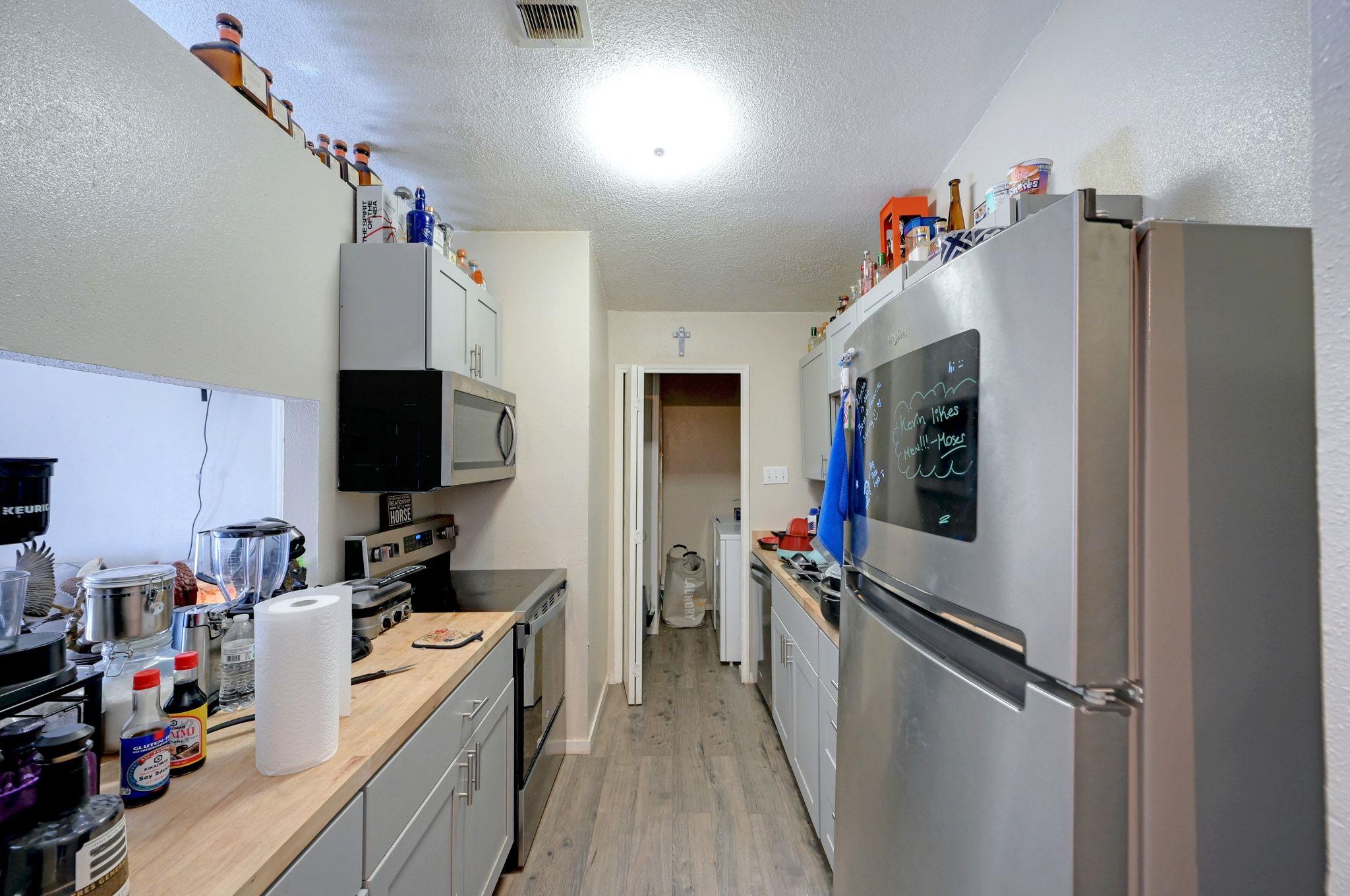 Image 14 of 20 For 6319 & 6321 Worchester Knl