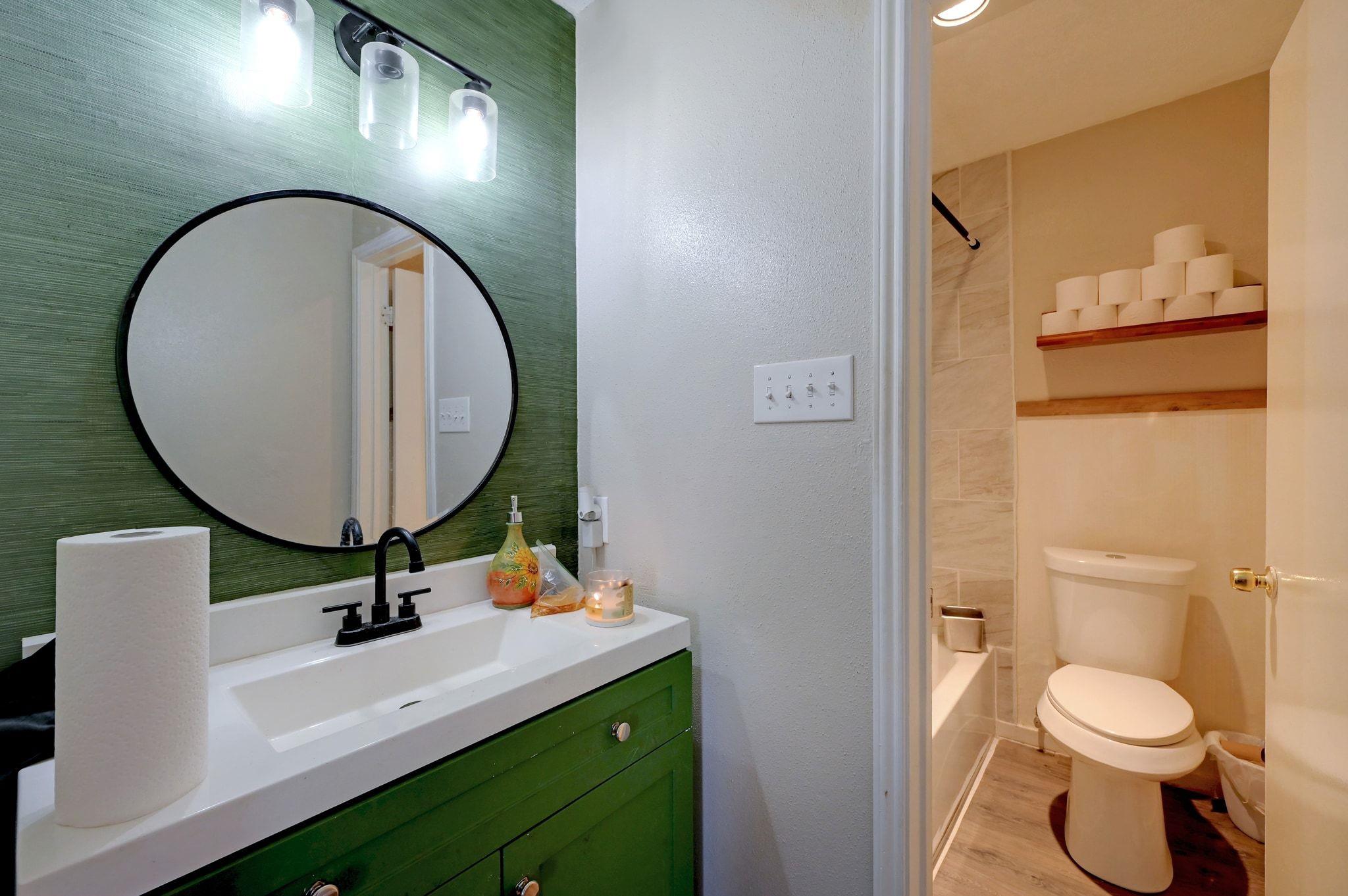 Image 16 of 20 For 6319 & 6321 Worchester Knl