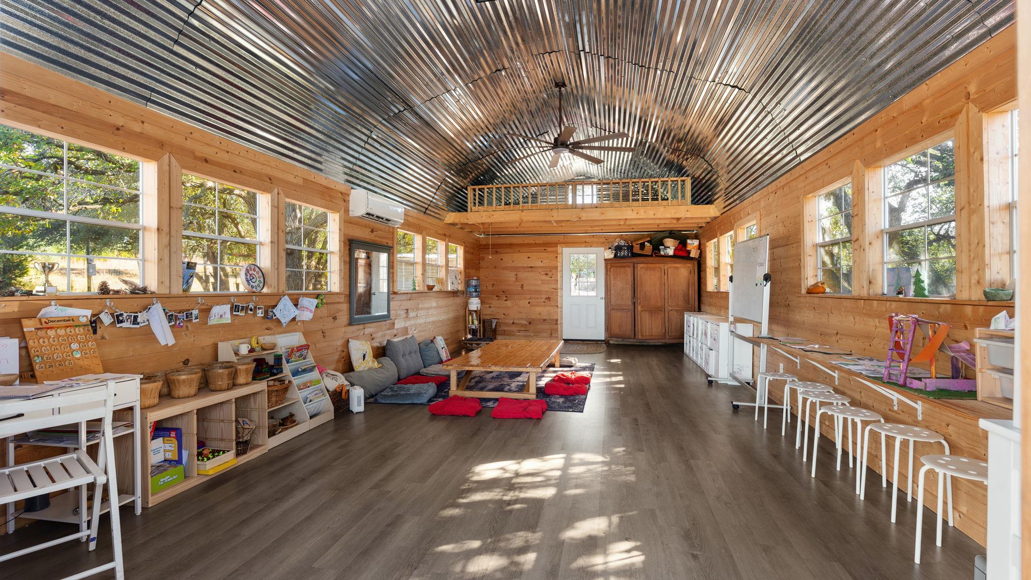 Image 30 of 39 For 25711 Hamilton Pool Rd