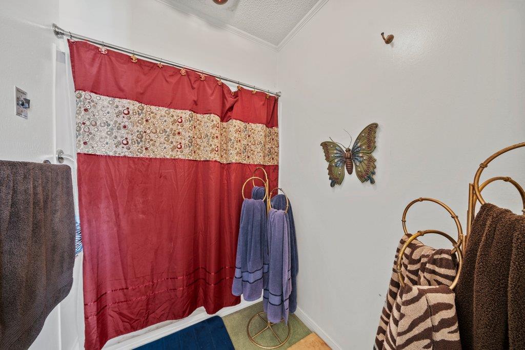 Image 20 of 40 For 699 Floral Ave