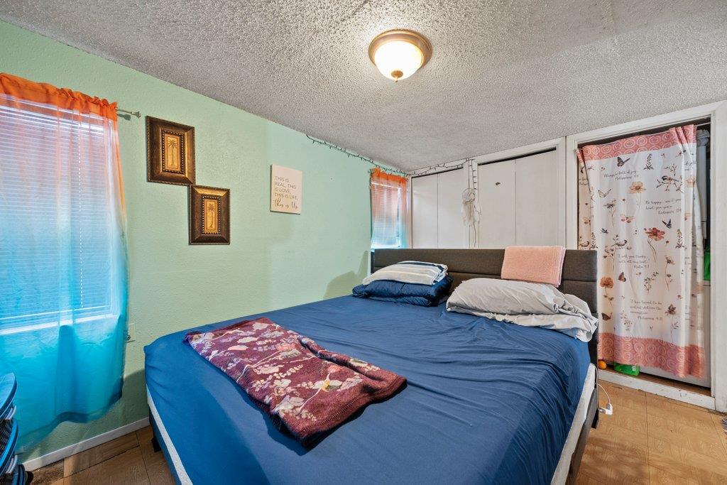 Image 39 of 40 For 699 Floral Ave