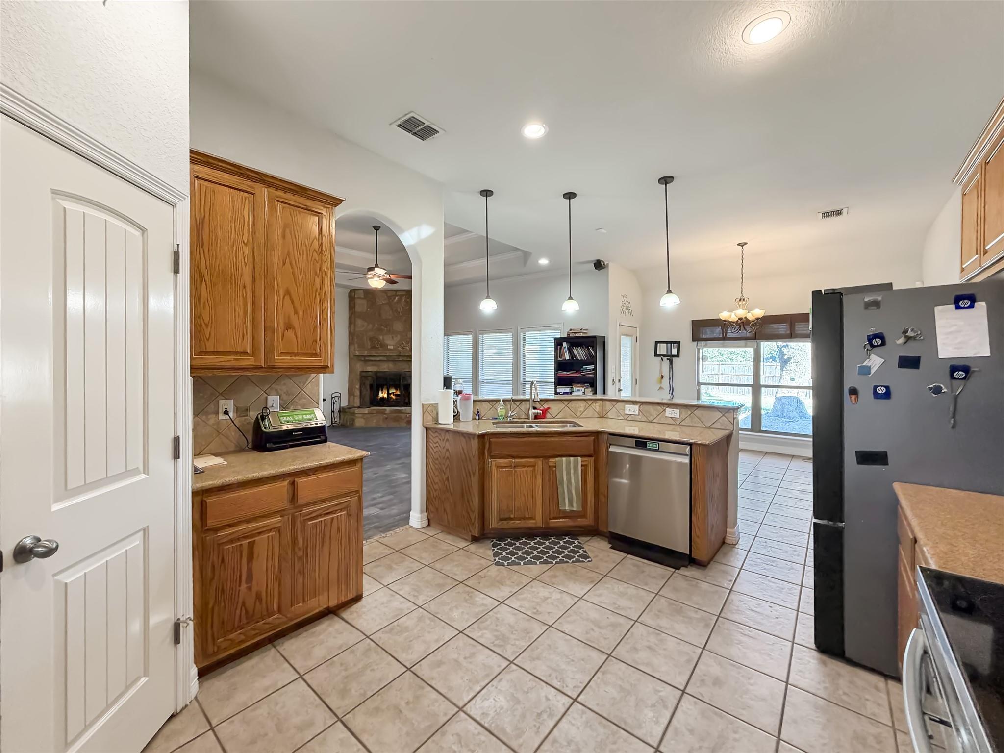 Image 10 of 37 For 1191 Mossy Hollow Rd