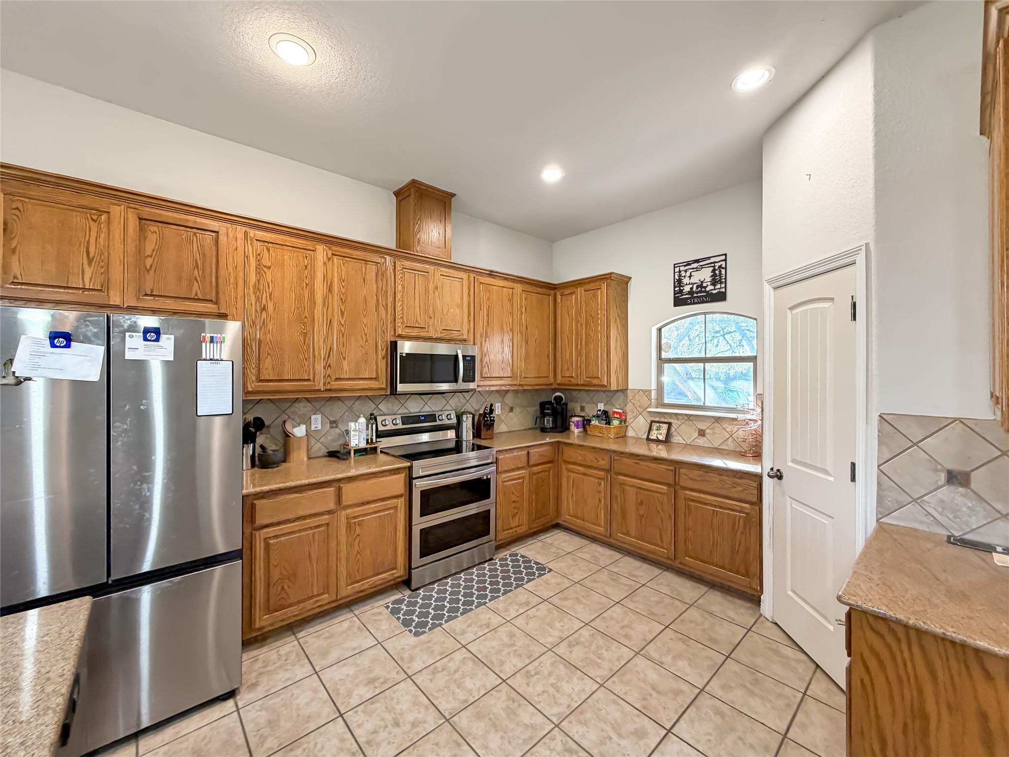 Image 12 of 37 For 1191 Mossy Hollow Rd