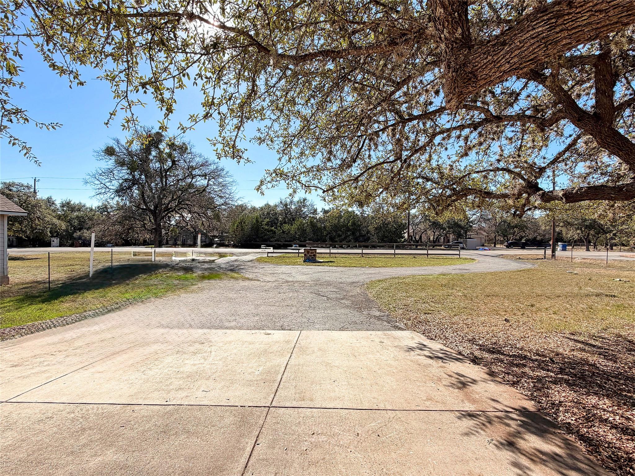 Image 6 of 37 For 1191 Mossy Hollow Rd