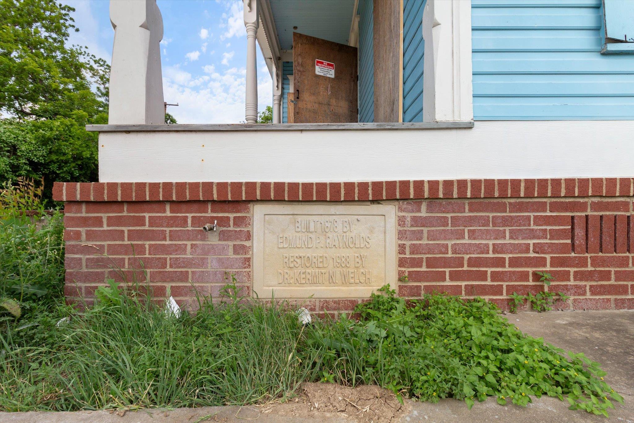 Image 21 of 24 For 321 S Lbj  