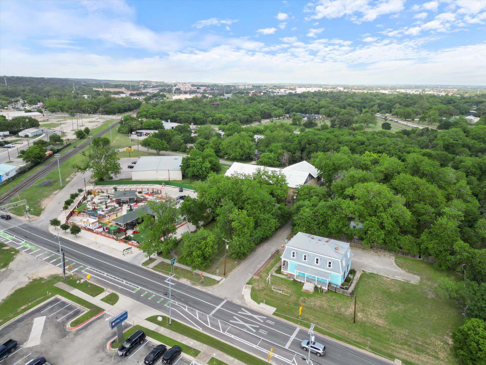 Image 3 of 24 For 321 S Lbj  