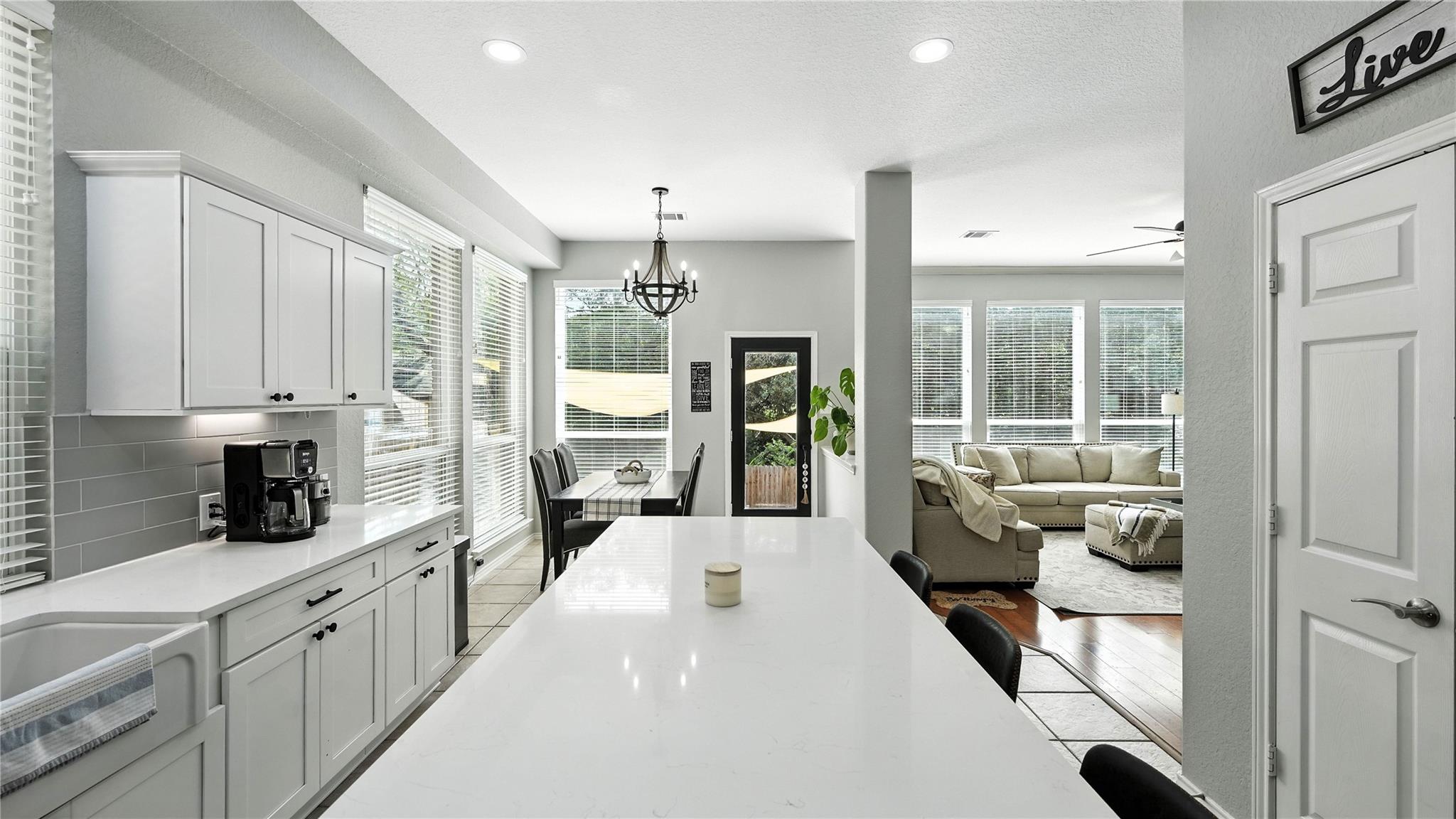 Image 10 of 37 For 2448 Woodbridge Way