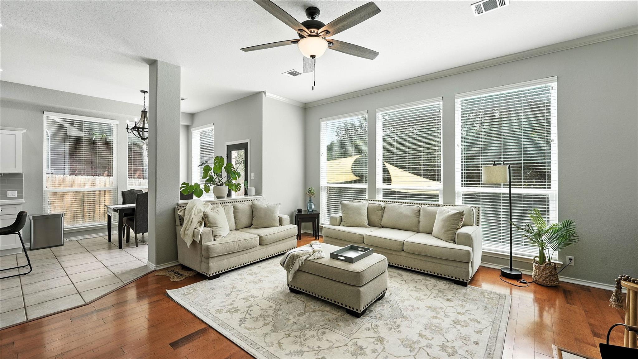 Image 14 of 37 For 2448 Woodbridge Way