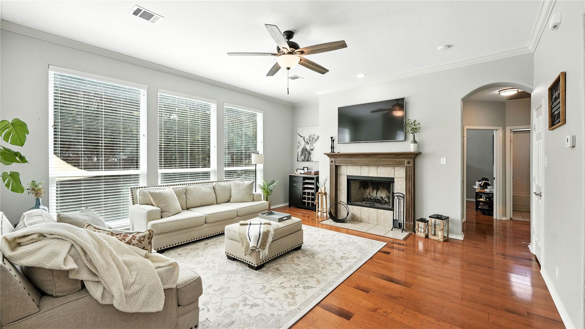 Image 16 of 37 For 2448 Woodbridge Way