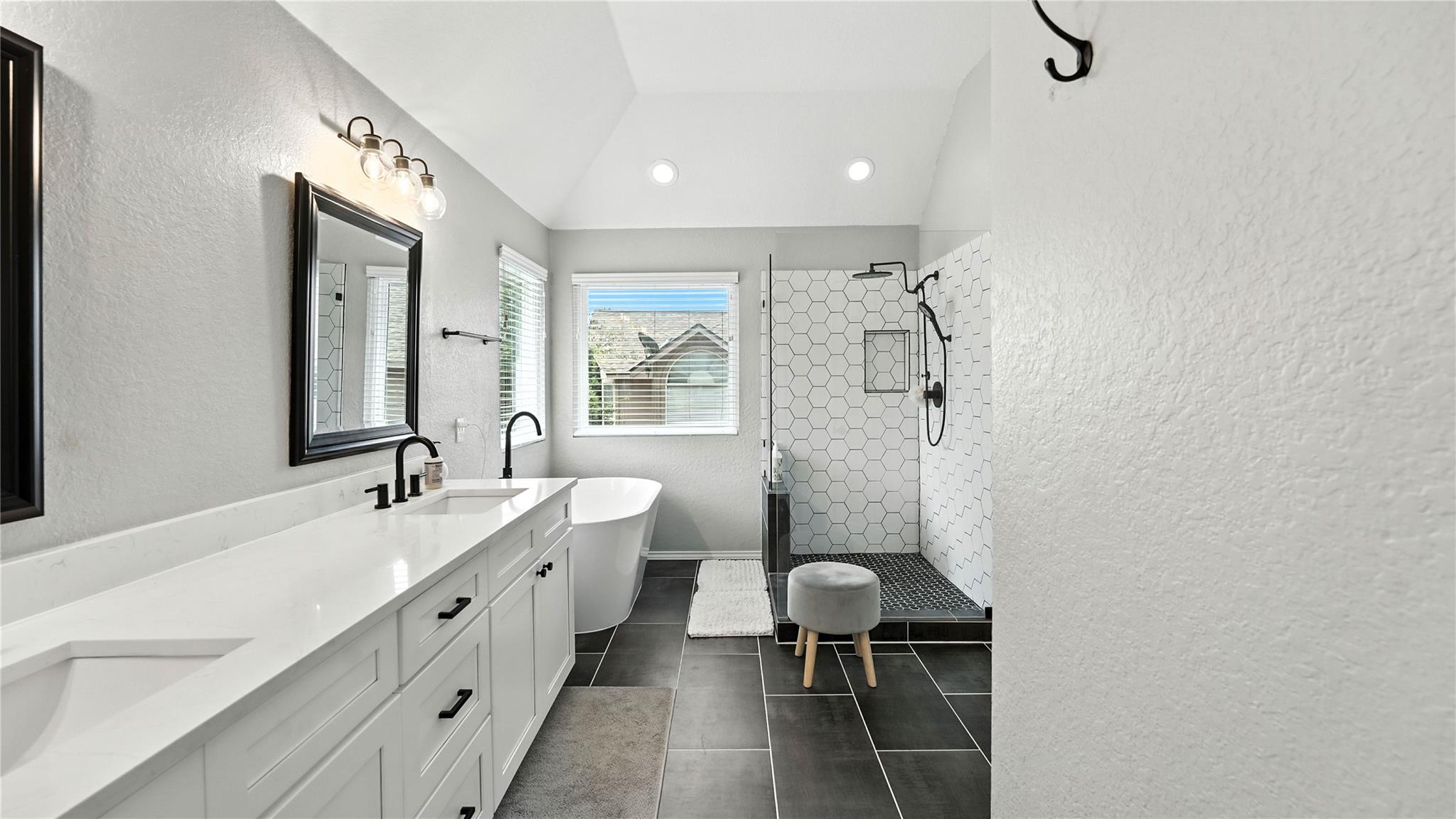 Image 27 of 37 For 2448 Woodbridge Way