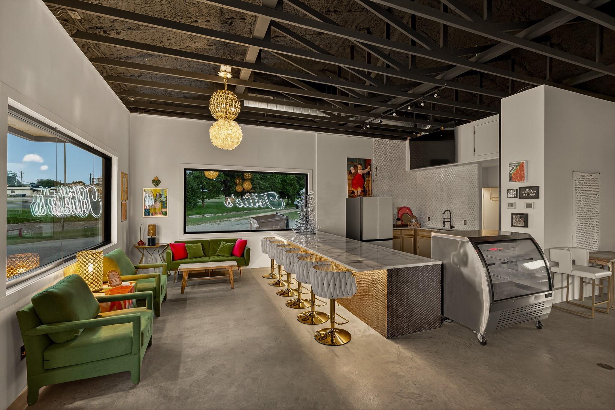 Image 23 of 38 For 105 Us Hwy 281 N