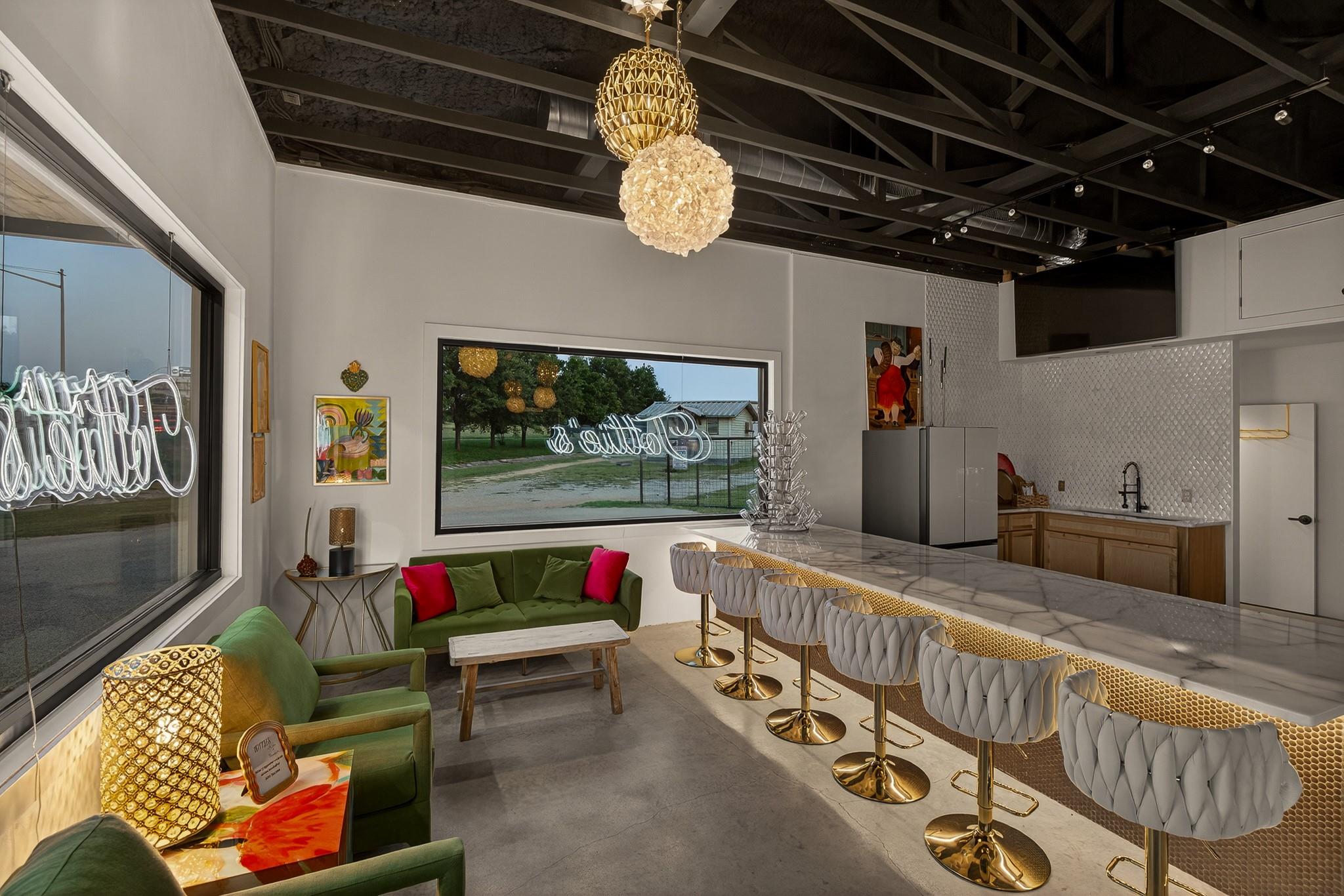 Image 25 of 38 For 105 Us Hwy 281 N