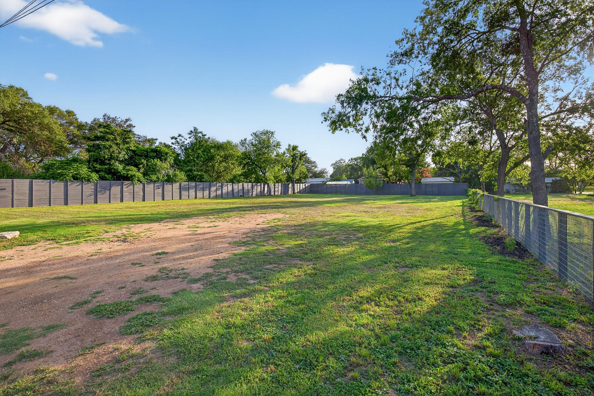 Image 28 of 38 For 105 Us Hwy 281 N