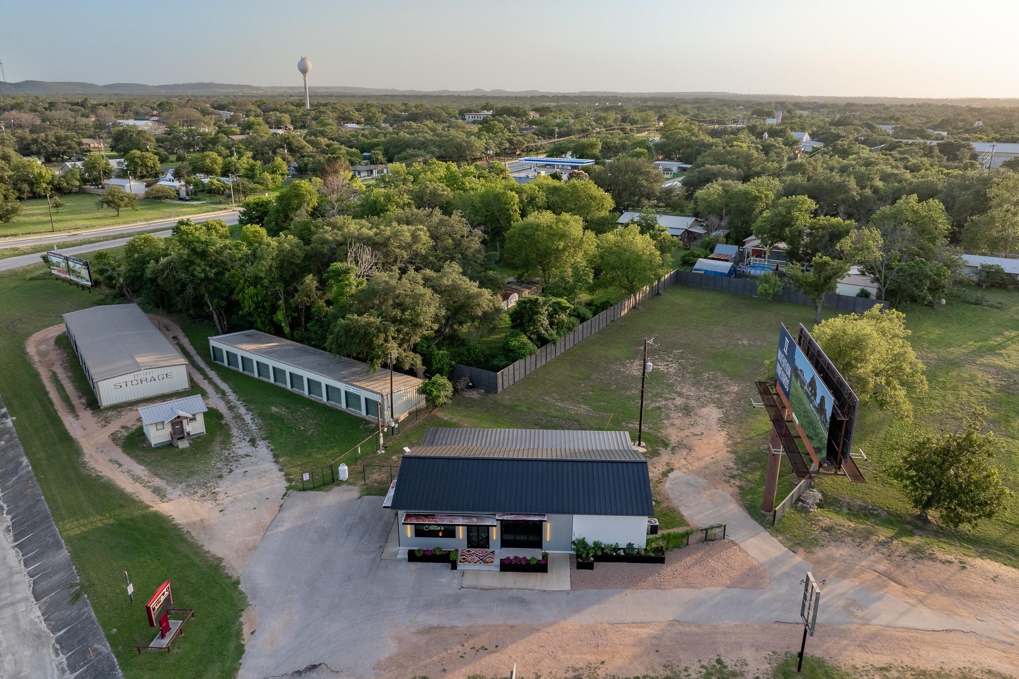 Image 32 of 38 For 105 Us Hwy 281 N