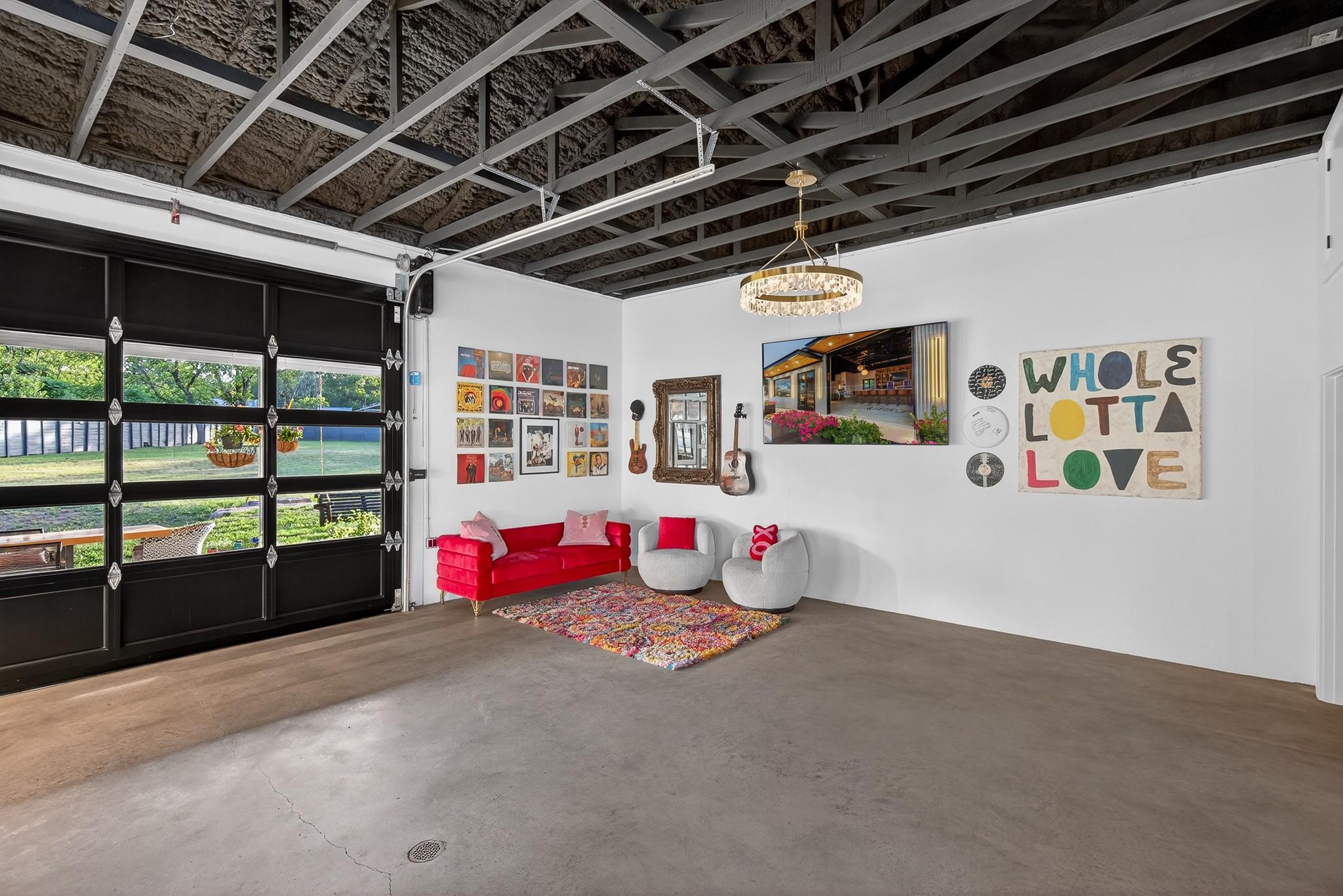 Image 9 of 38 For 105 Us Hwy 281 N