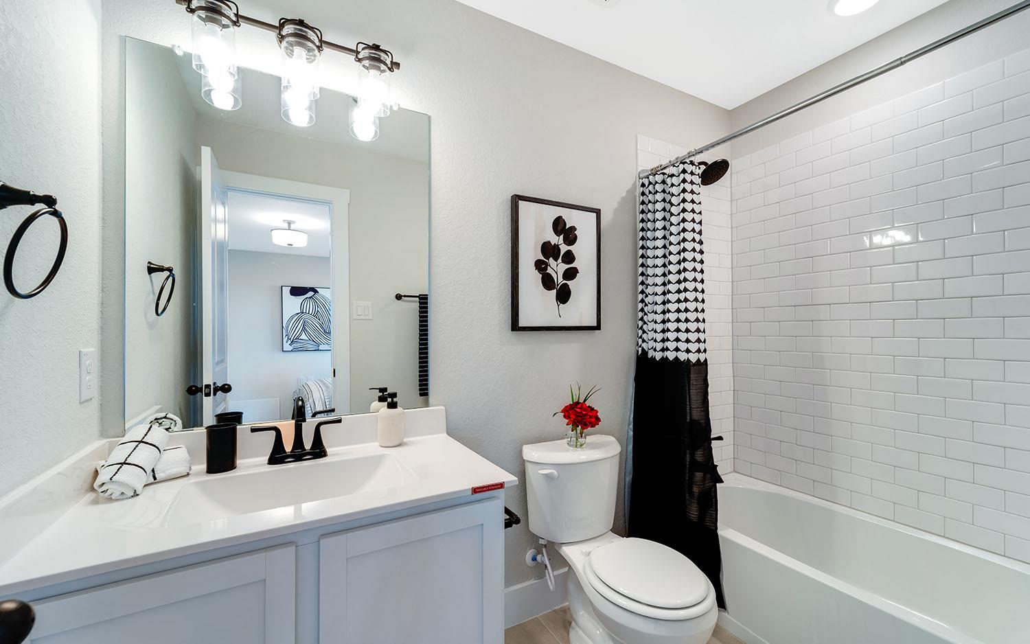 Image 24 of 32 For 3513 White Cloud