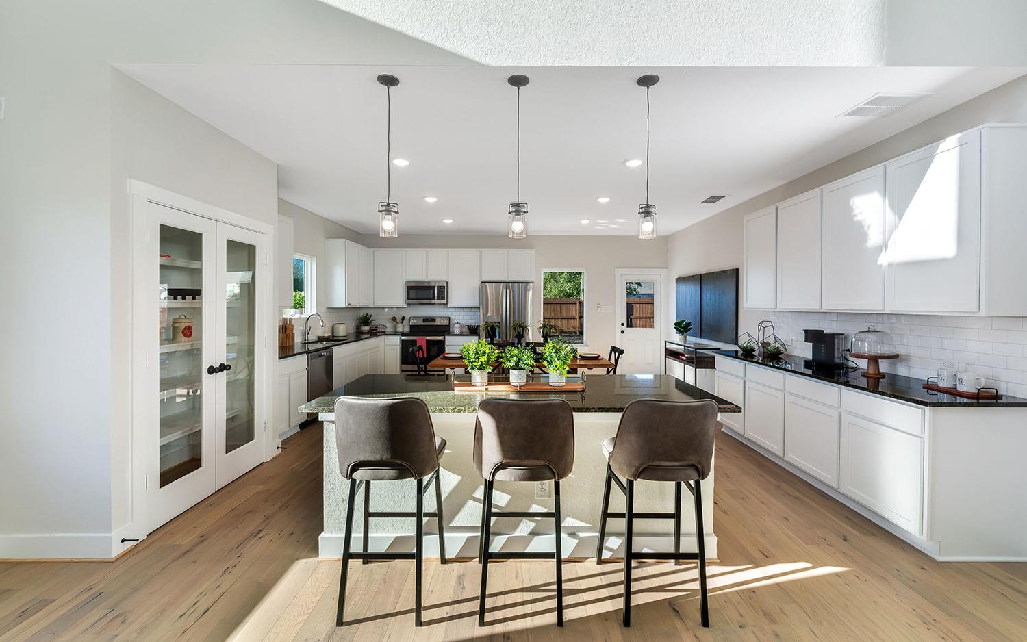 Image 7 of 32 For 3513 White Cloud