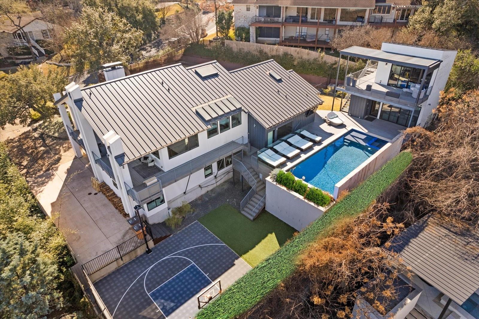 Details for 2100 Headwater Ln, Austin, TX 78746