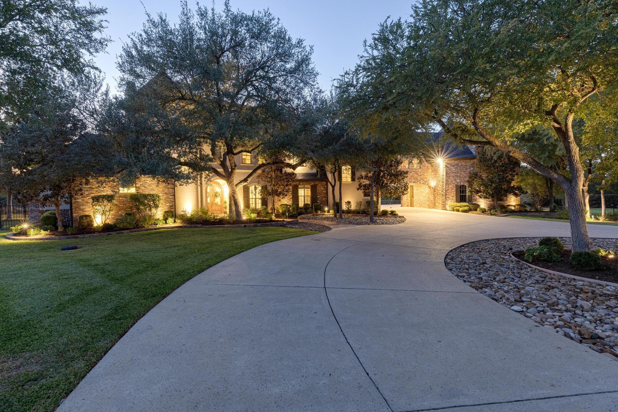 Details for 216 Vista Ln, Georgetown, TX 78633