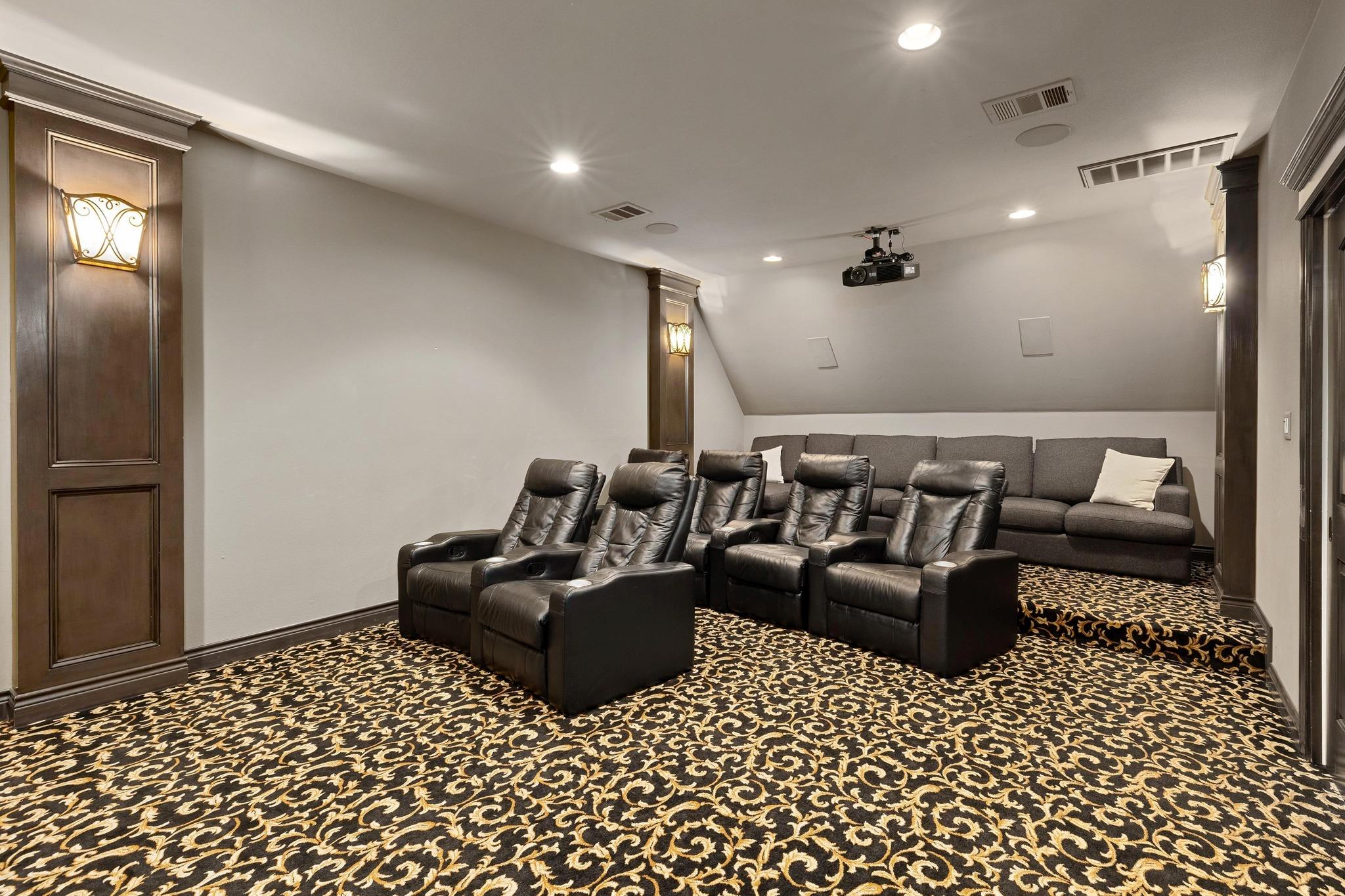 Image 29 of 40 For 216 Vista Ln