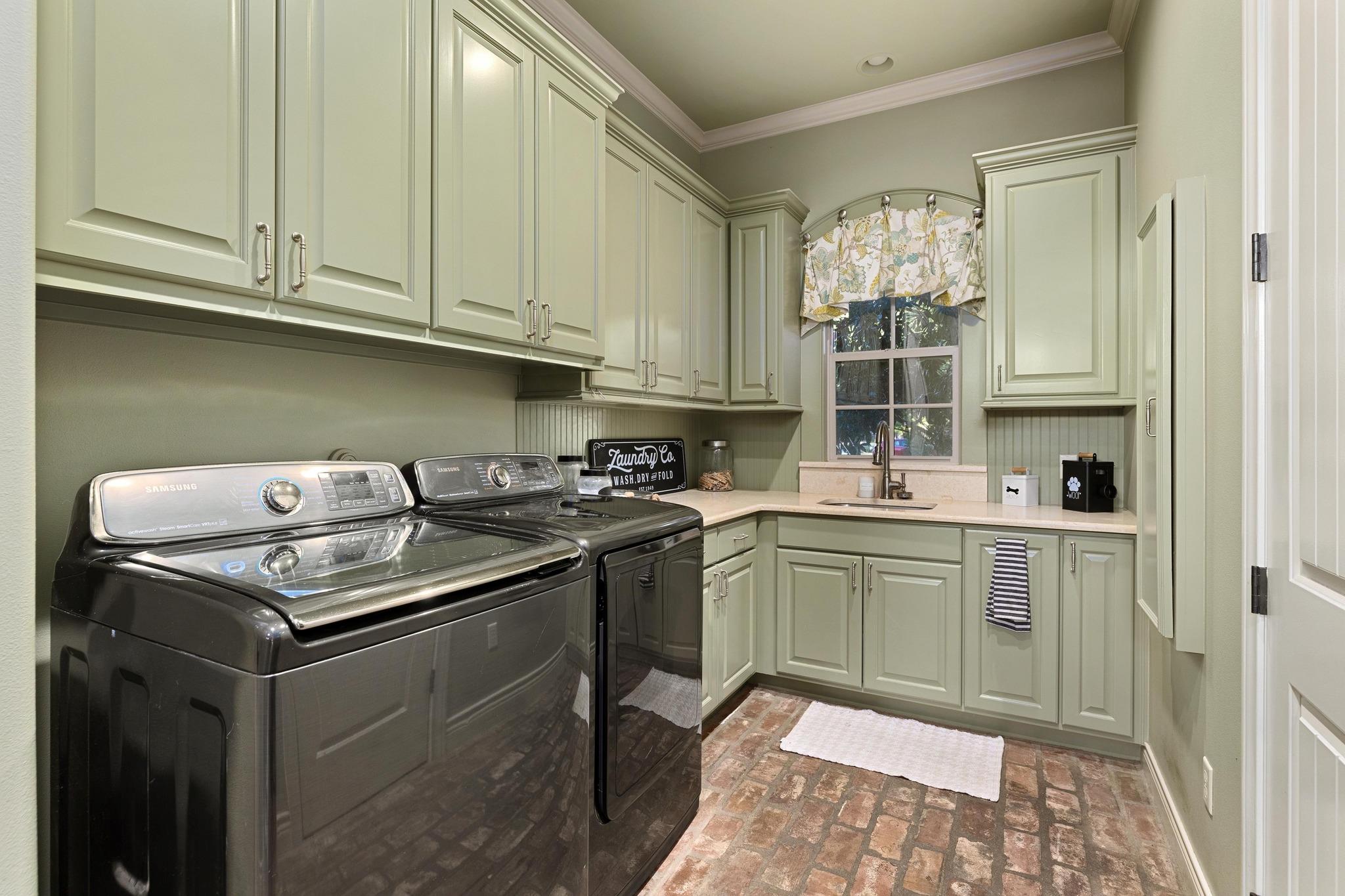 Image 40 of 40 For 216 Vista Ln