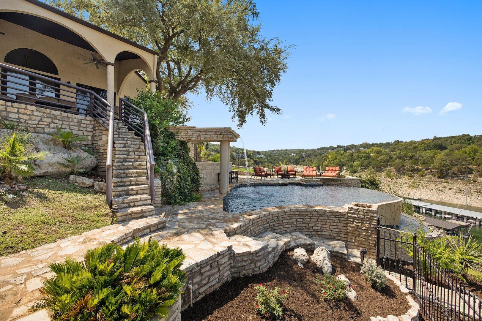 Image 40 of 40 For 925 Challenger