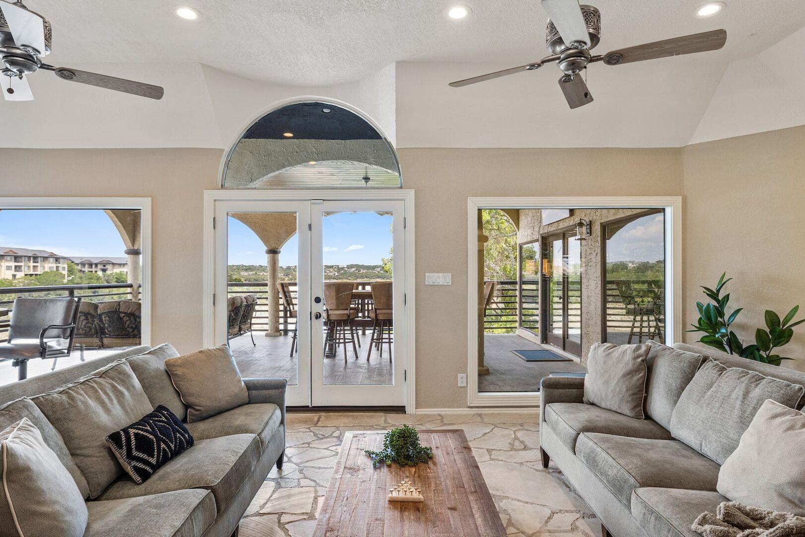 Image 8 of 40 For 925 Challenger