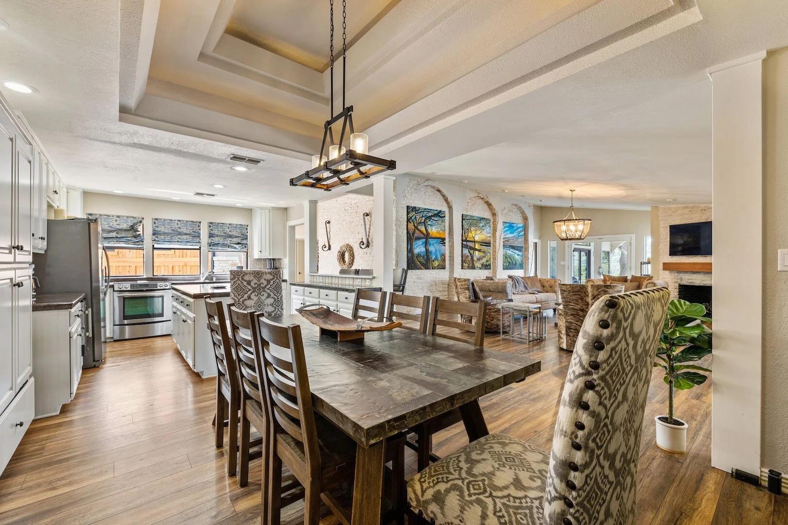 Image 9 of 40 For 925 Challenger