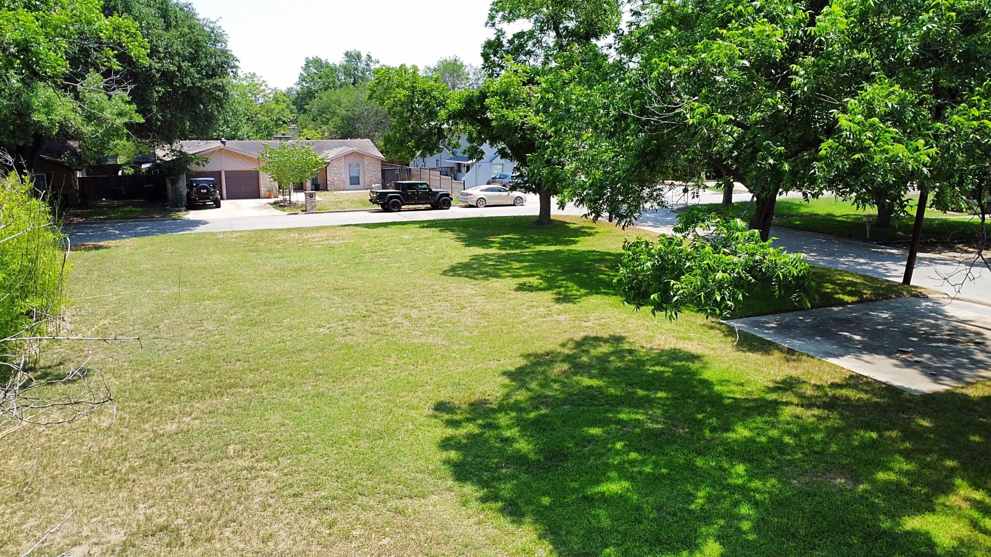 Image 11 of 17 For 922 Booneville Ave