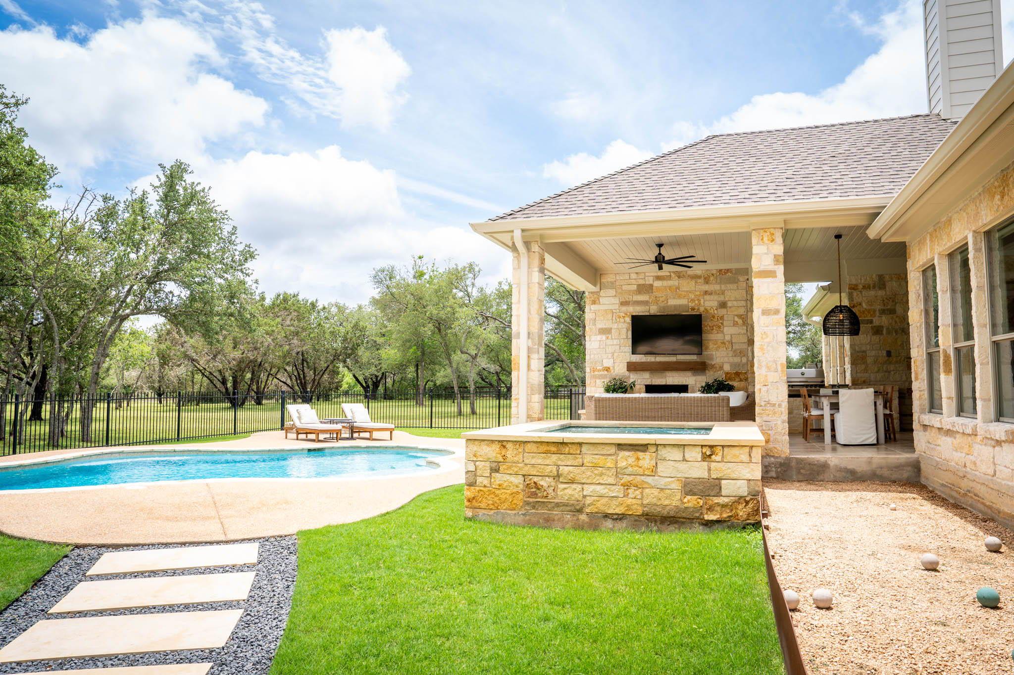 Image 32 of 36 For 1921 Ruby Ranch Rd