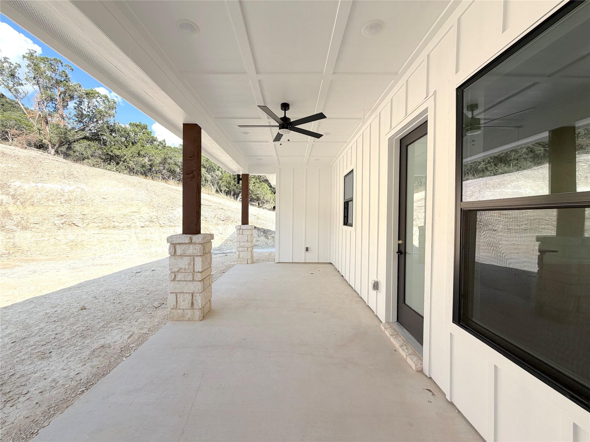 Image 8 of 26 For 420 Sendera Hills