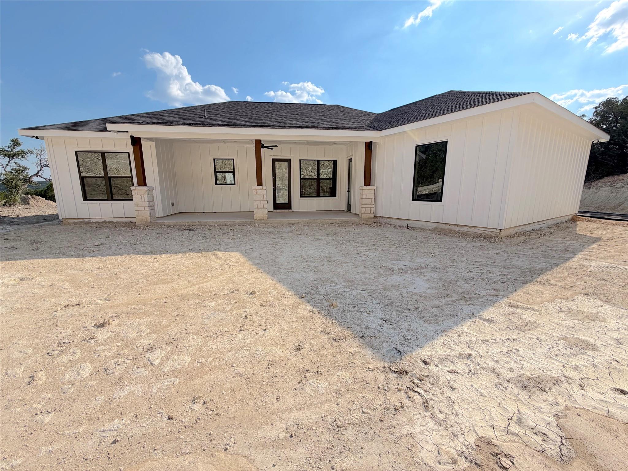 Image 9 of 26 For 420 Sendera Hills