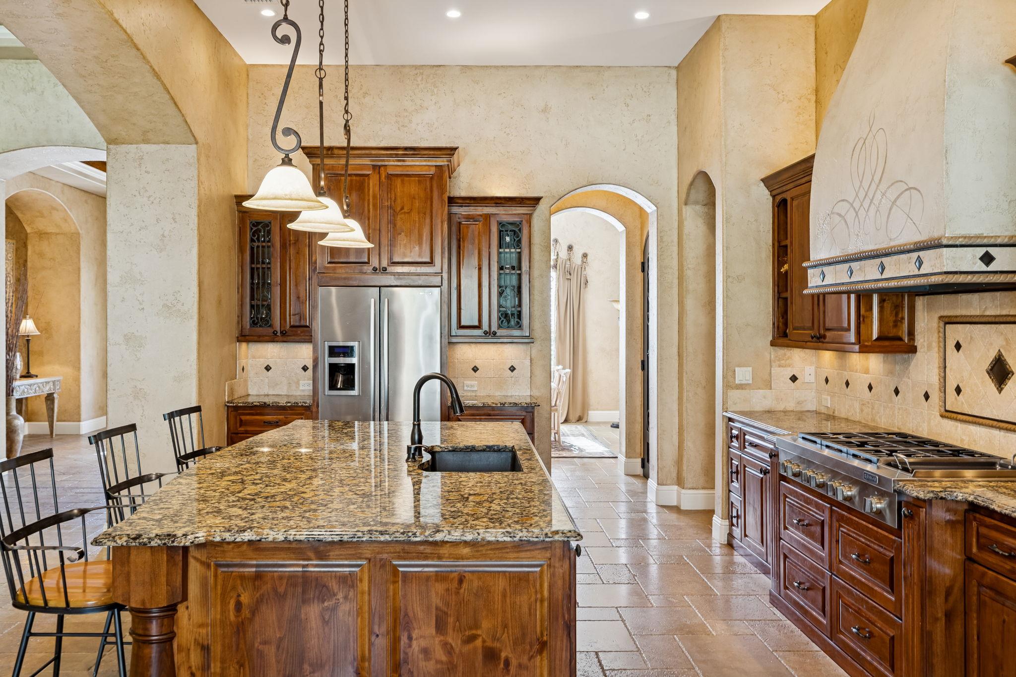 Image 16 of 37 For 358 Mariposa Loop