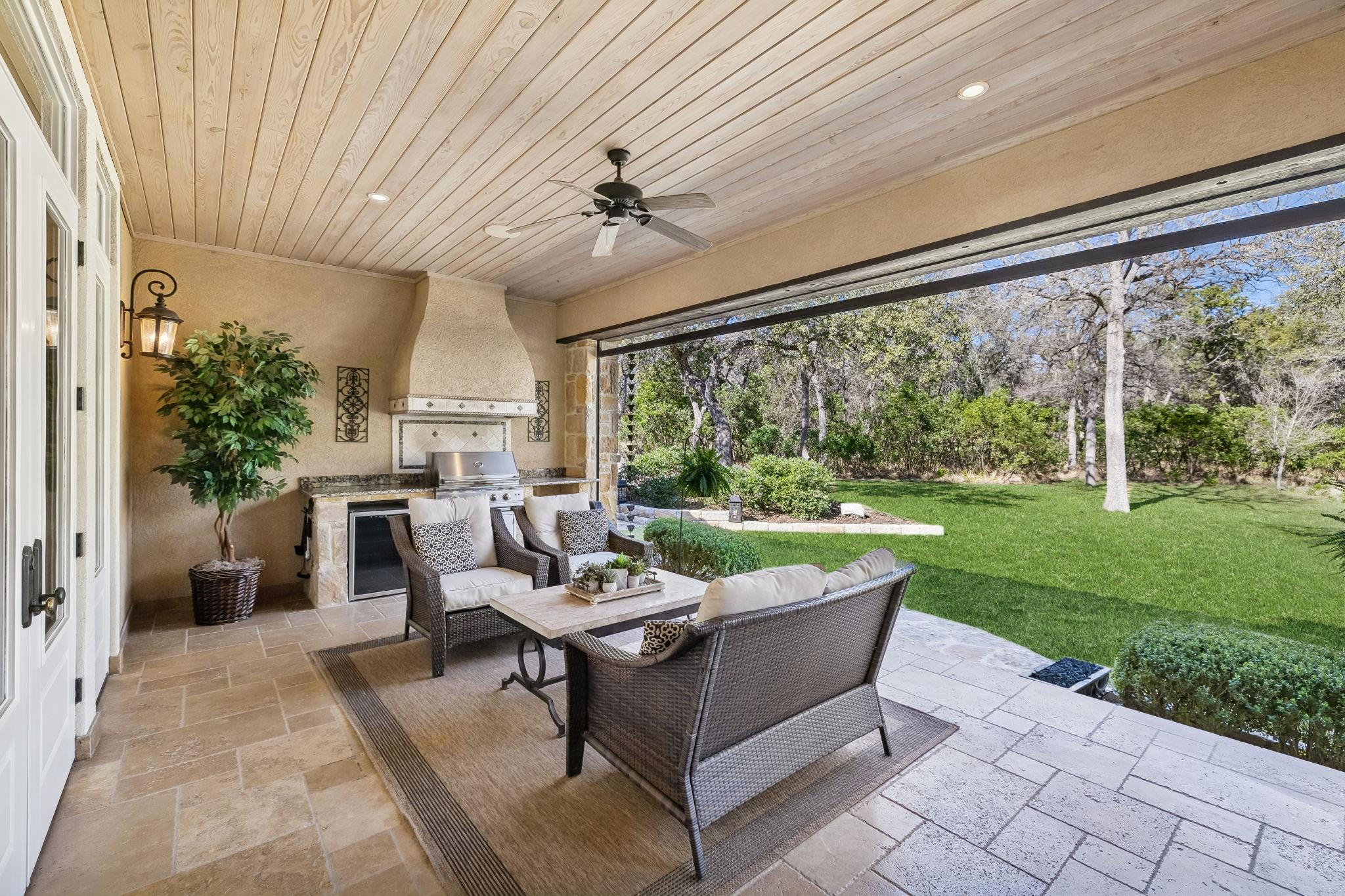 Image 31 of 37 For 358 Mariposa Loop