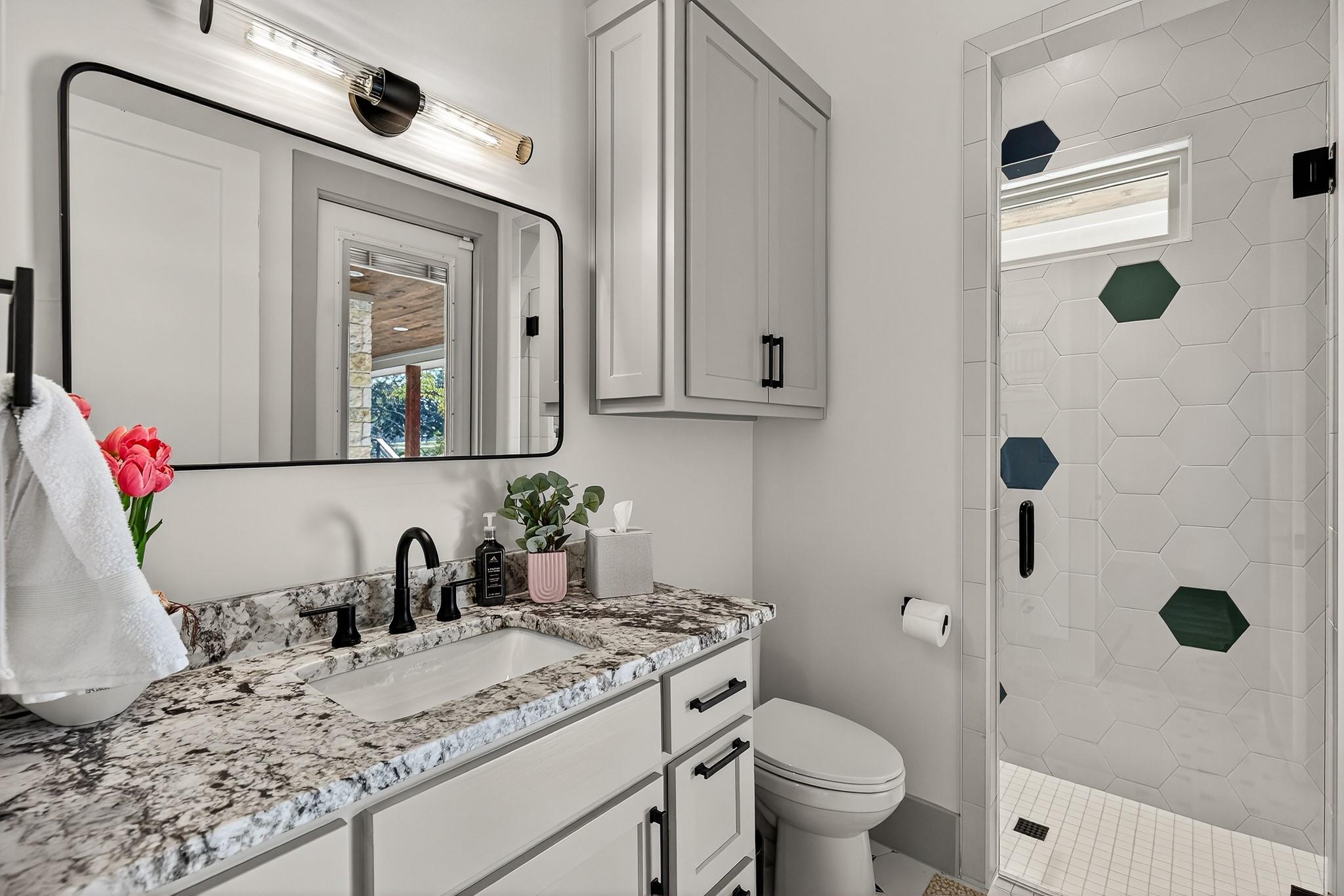 Image 24 of 38 For 1011 Moss Downs