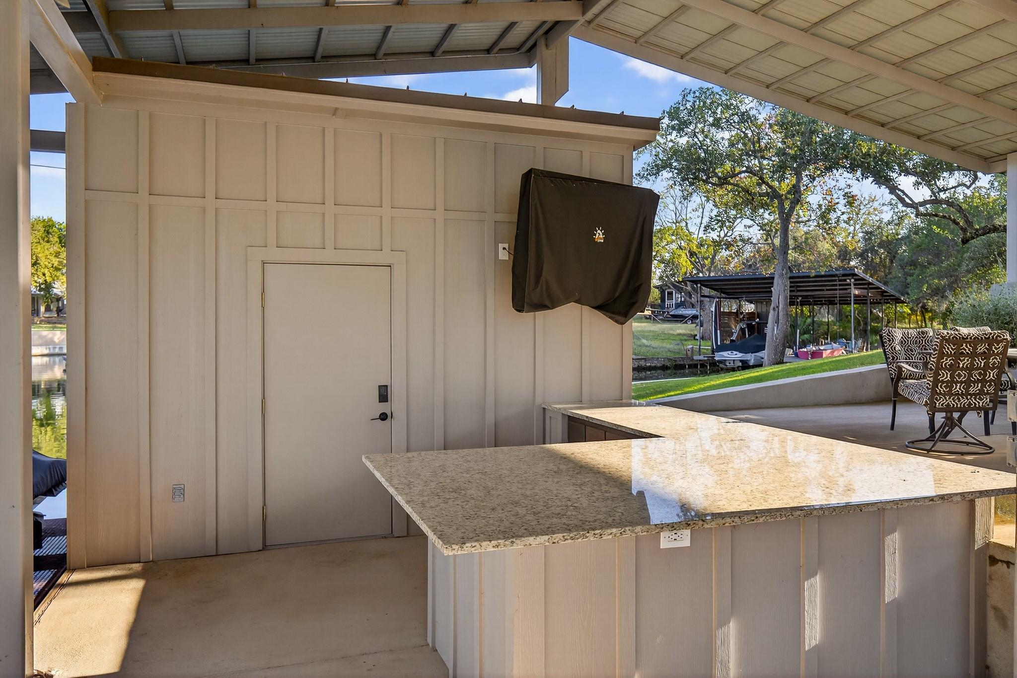 Image 34 of 38 For 1011 Moss Downs